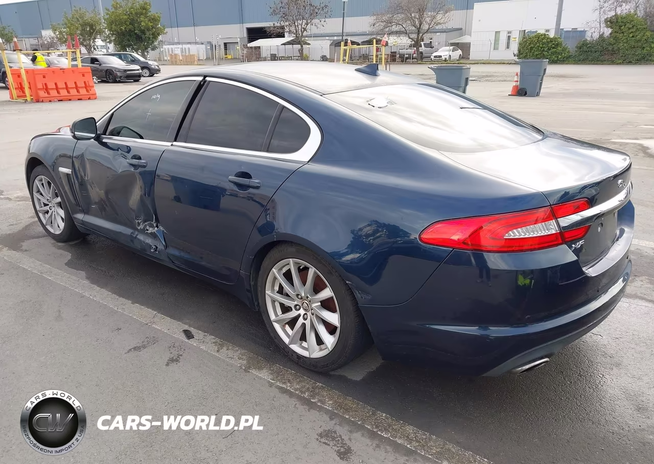 2013 Jaguar Xf I4 T VIN:SAJWA0ES3DPS78813 - 3