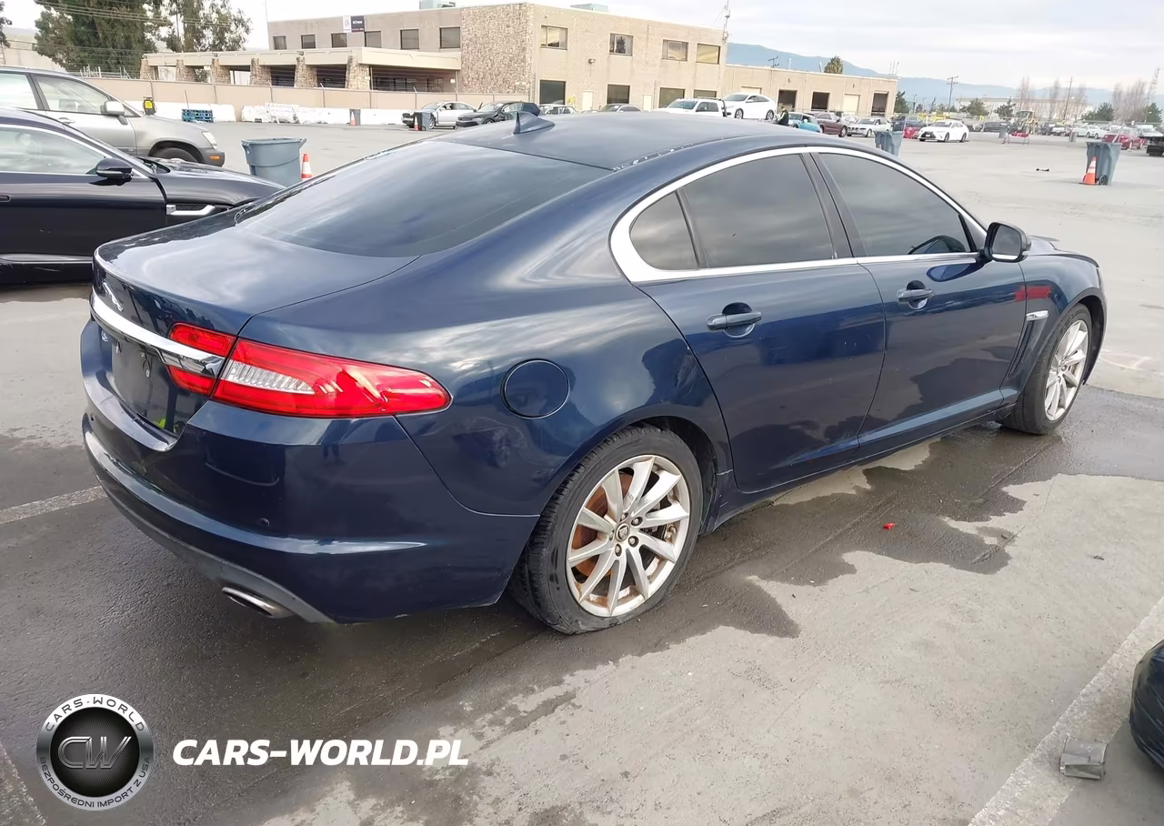 2013 Jaguar Xf I4 T VIN:SAJWA0ES3DPS78813 - 4