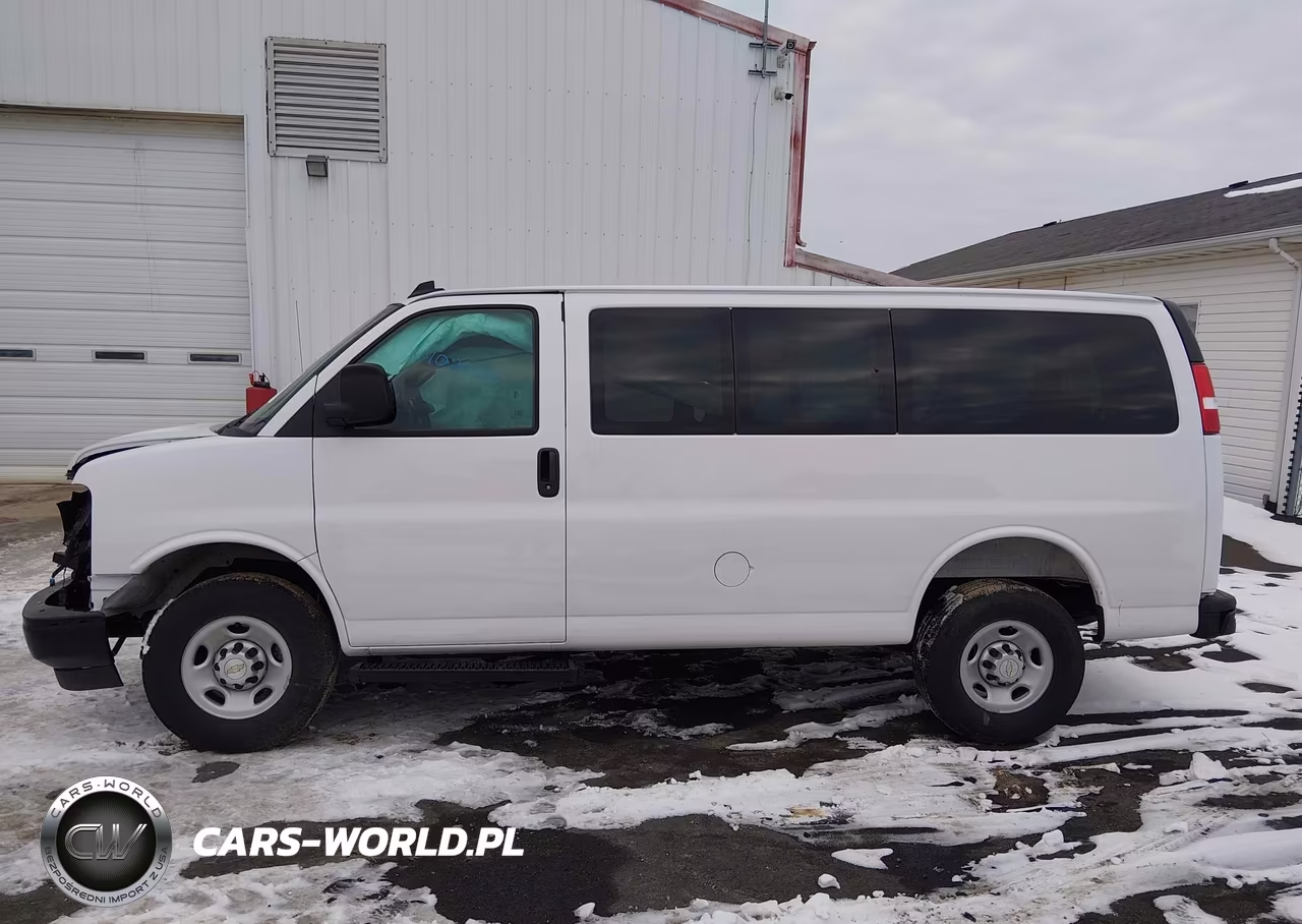 2025 Chevrolet Express Passenger Rwd 2500 Regular Wheelbase Ls VIN:1GAWGEFP6S1268242 - 14