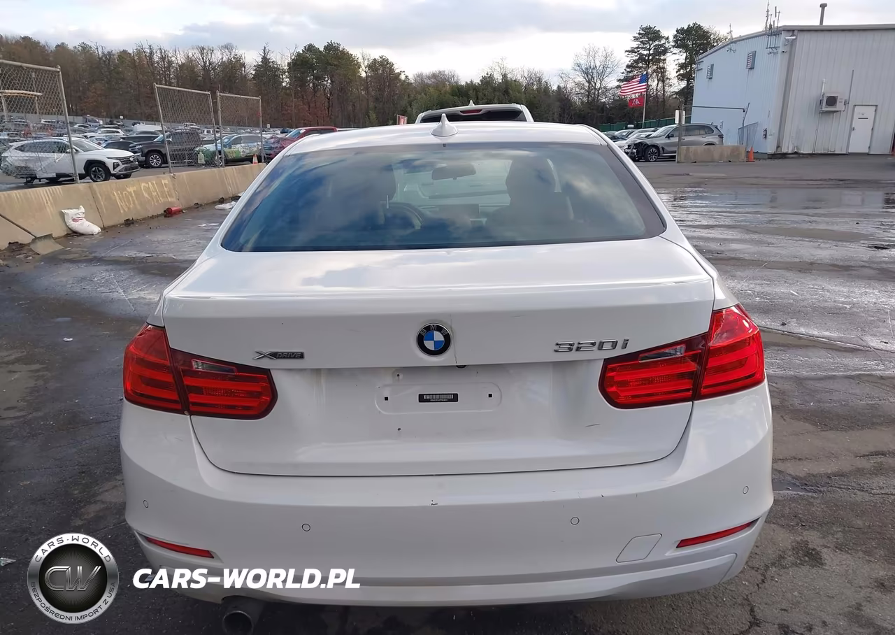 2015 BMW 320I xDrive VIN:WBA3C3C52FP663810 - 16