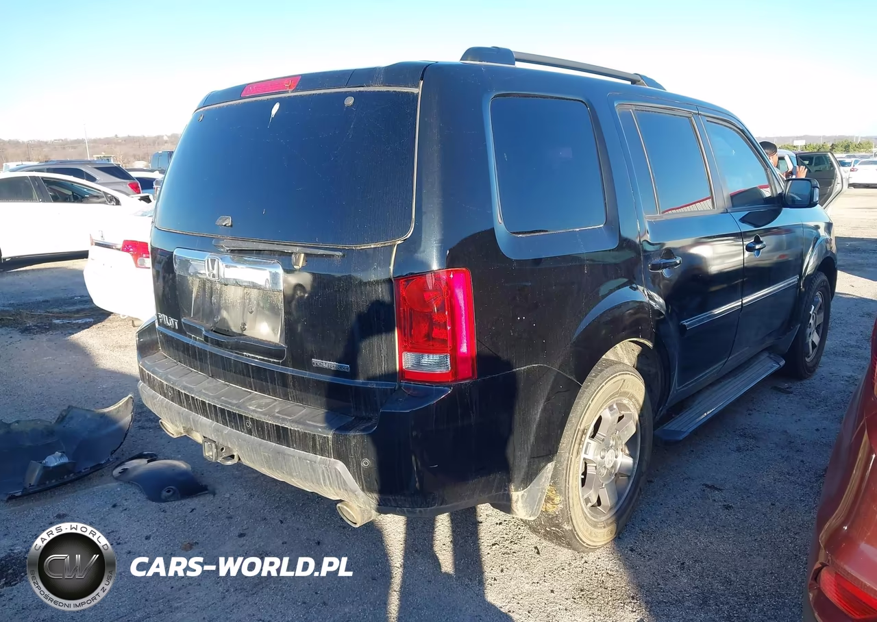 2010 Honda Pilot Touring VIN:5FNYF3H82AB010304 - 4