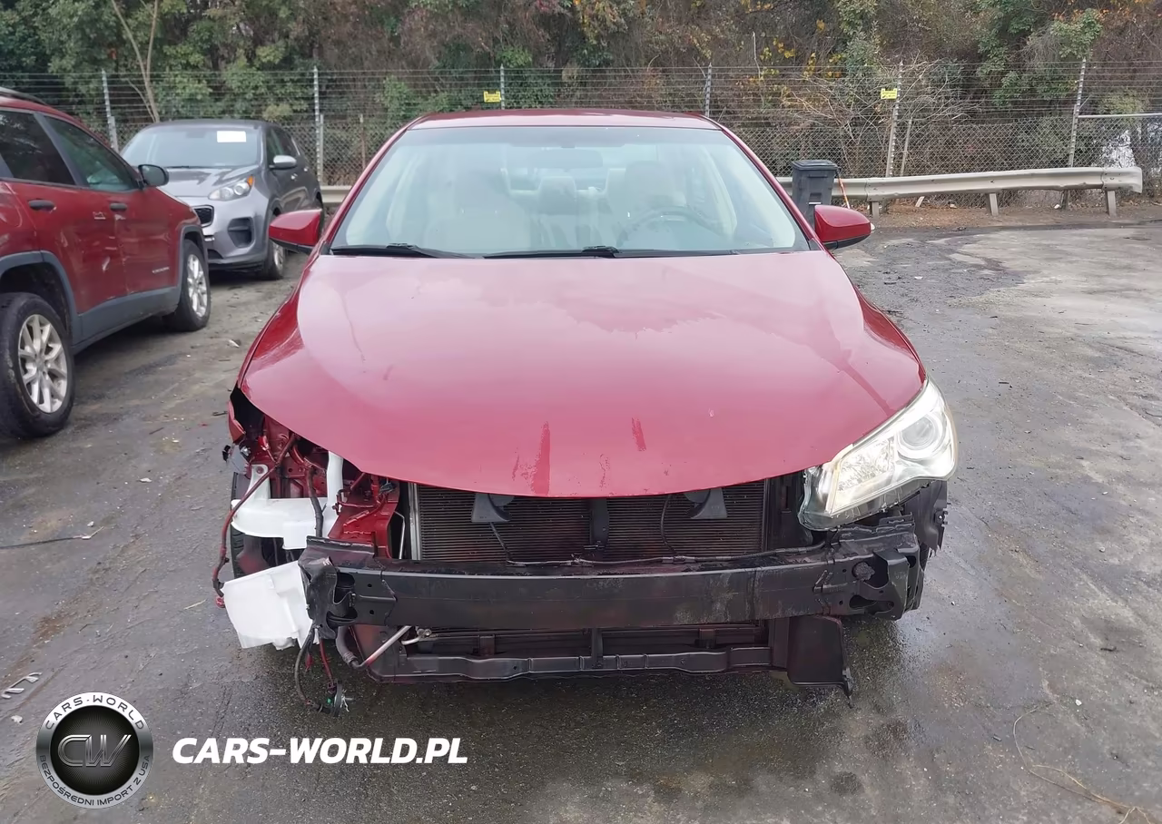 2015 Toyota Camry Le VIN:4T1BF1FK4FU978083 - 12