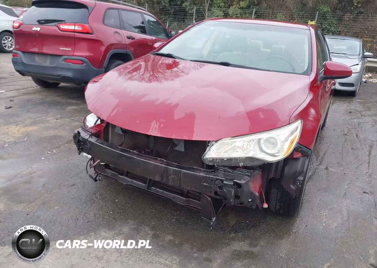 2015 Toyota Camry Le VIN:4T1BF1FK4FU978083 - 6