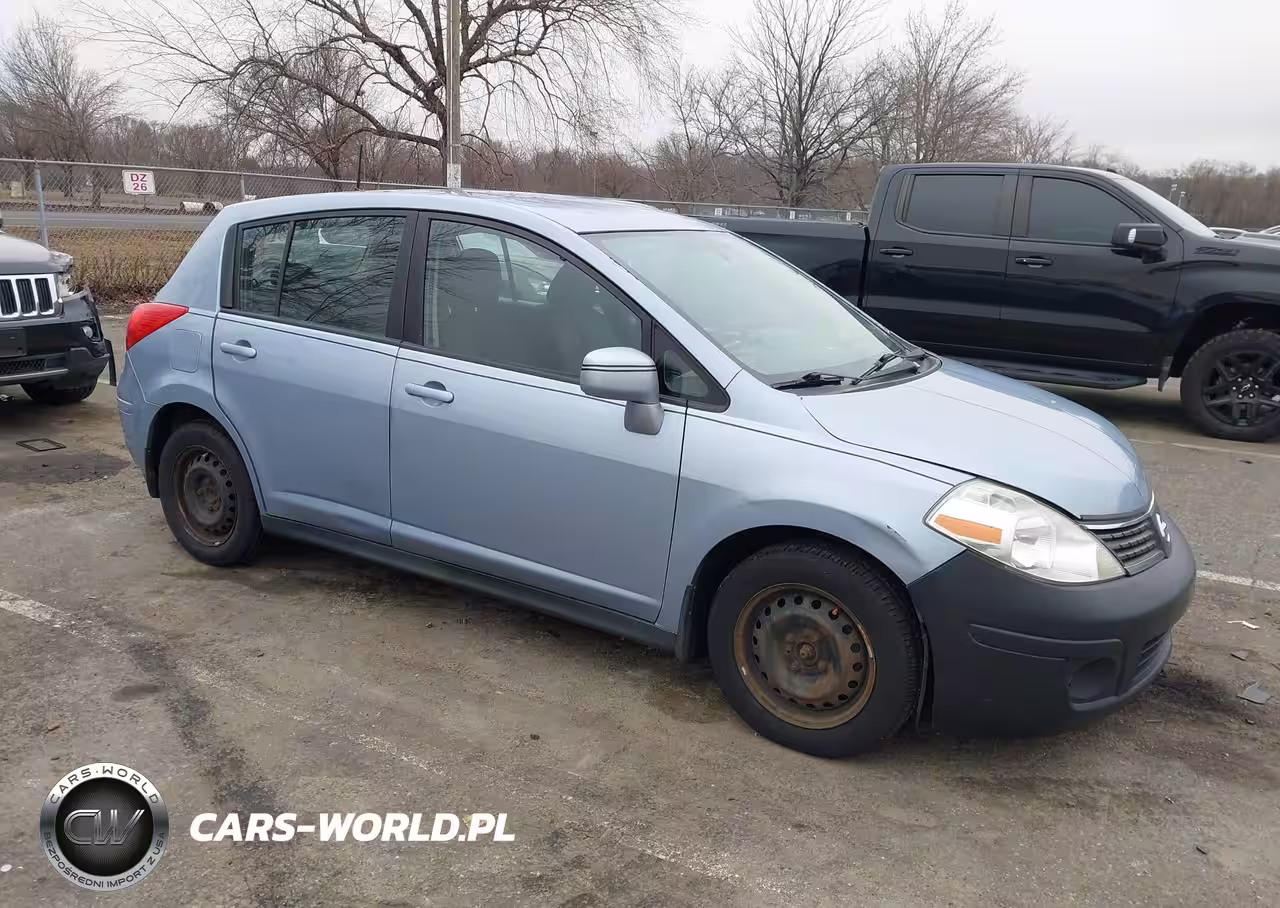 2009 Nissan Versa 1.8S