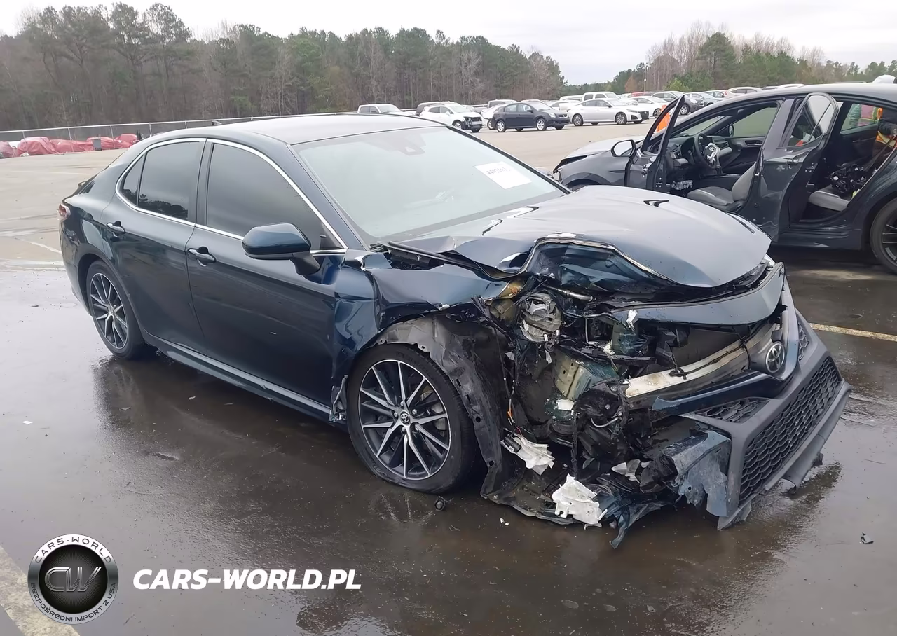 2021 Toyota Camry Se – zdjęcie 1 z 17