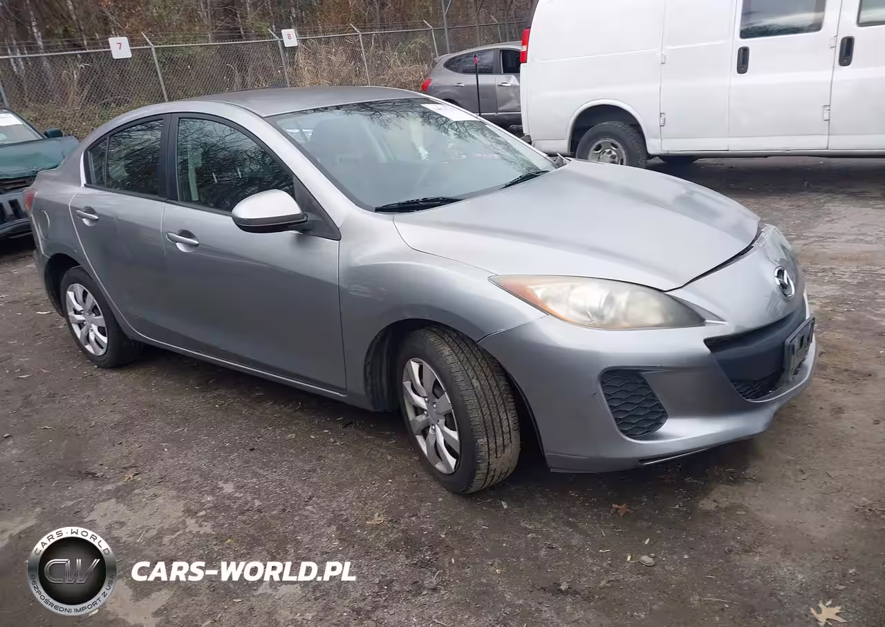 2013 Mazda Mazda3 I Sv