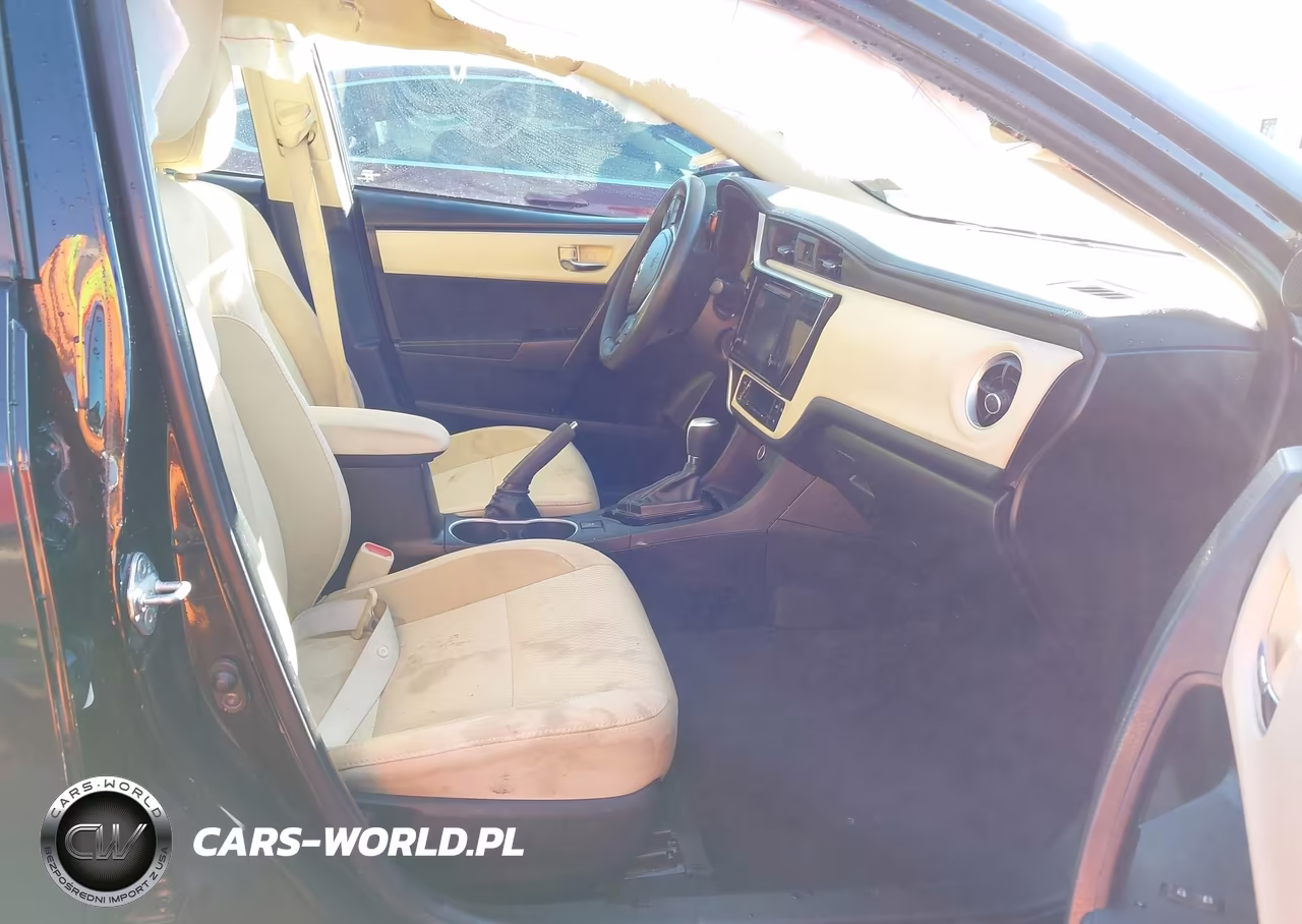 2018 Toyota Corolla Le VIN:2T1BURHE1JC011310 - 5