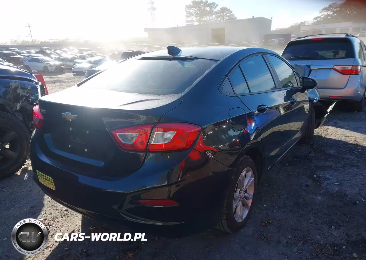 2019 Chevrolet Cruze Ls VIN:1G1BC5SM5K7148659 - 4