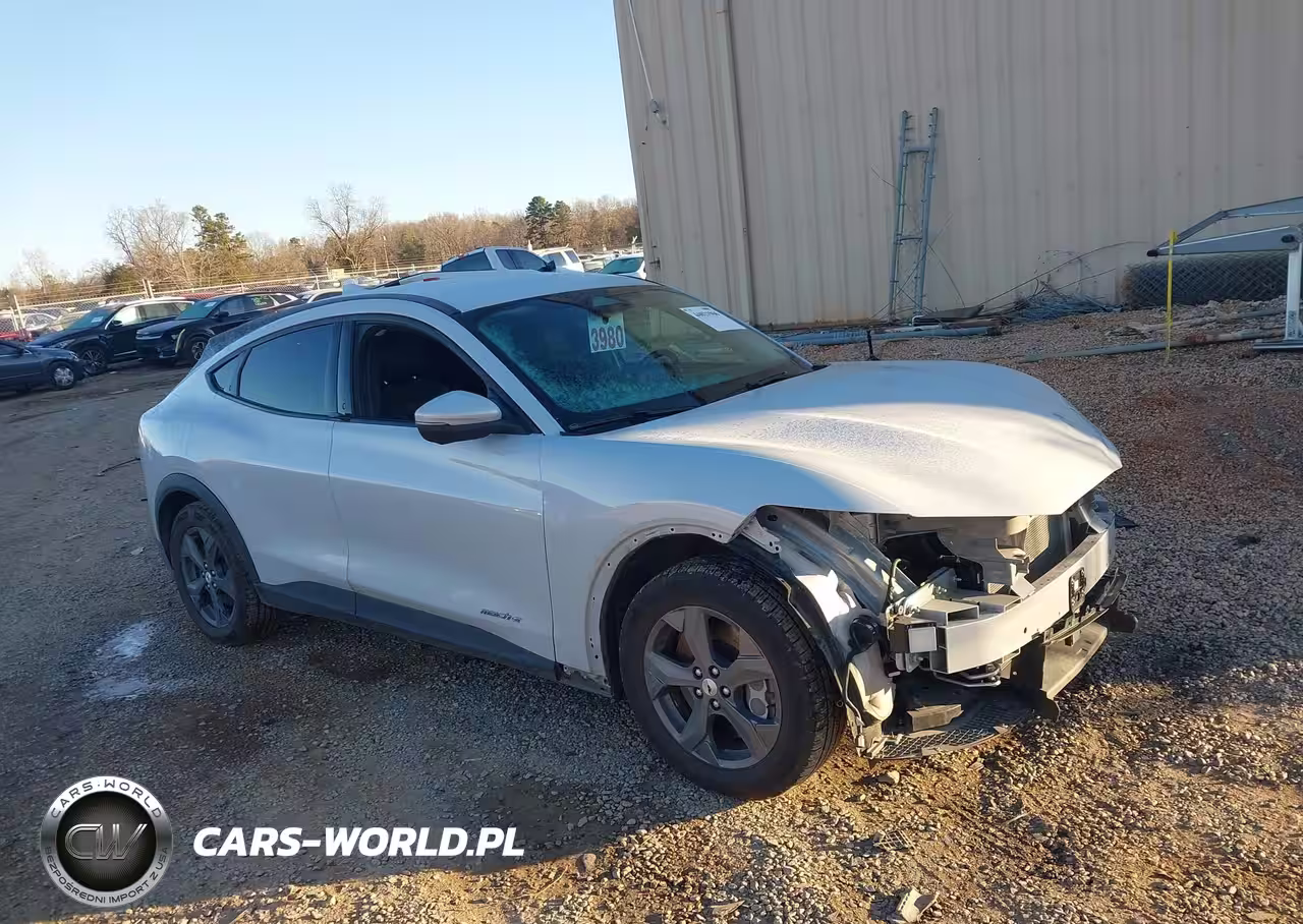 2022 Ford Mustang Mach-E Select