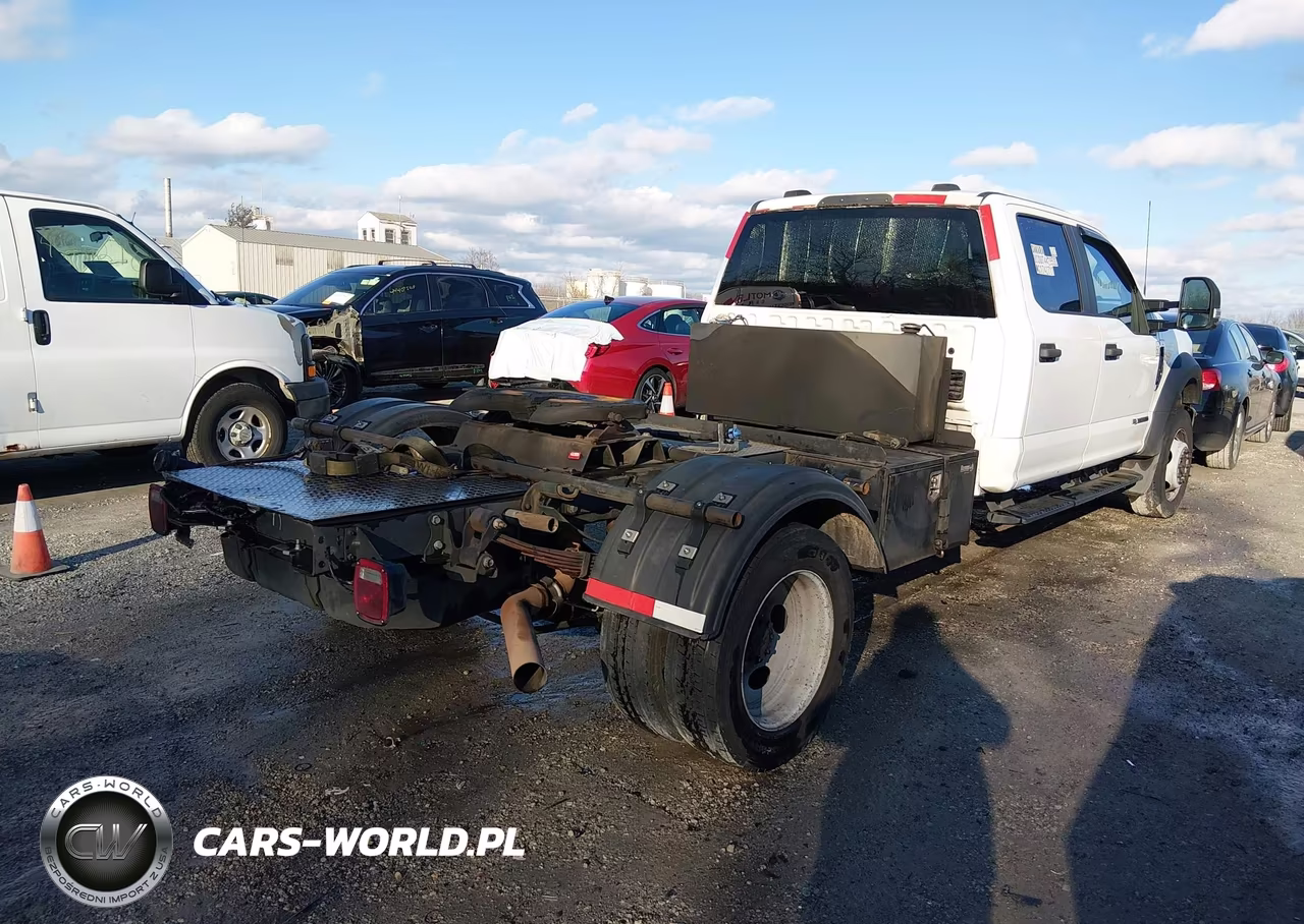 2022 Ford F-550 Chassis Xl VIN:1FD0W5HT2NEF83011 - 4