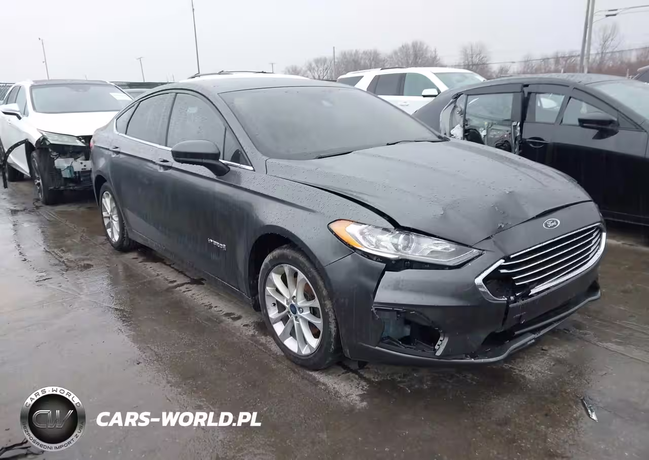 2019 Ford Fusion Hybrid Se
