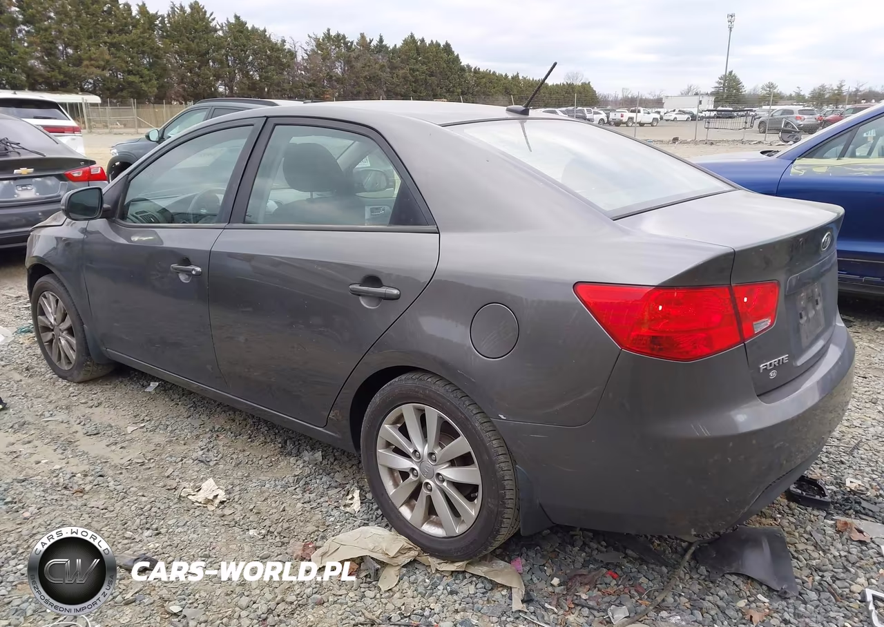 2013 Kia Forte Ex VIN:KNAFU4A25D5724424 - 3