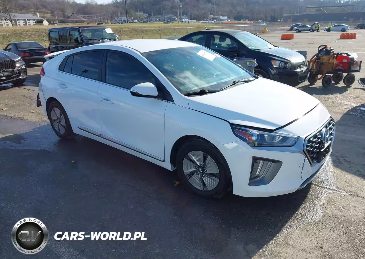2021 Hyundai Ioniq Hybrid Se