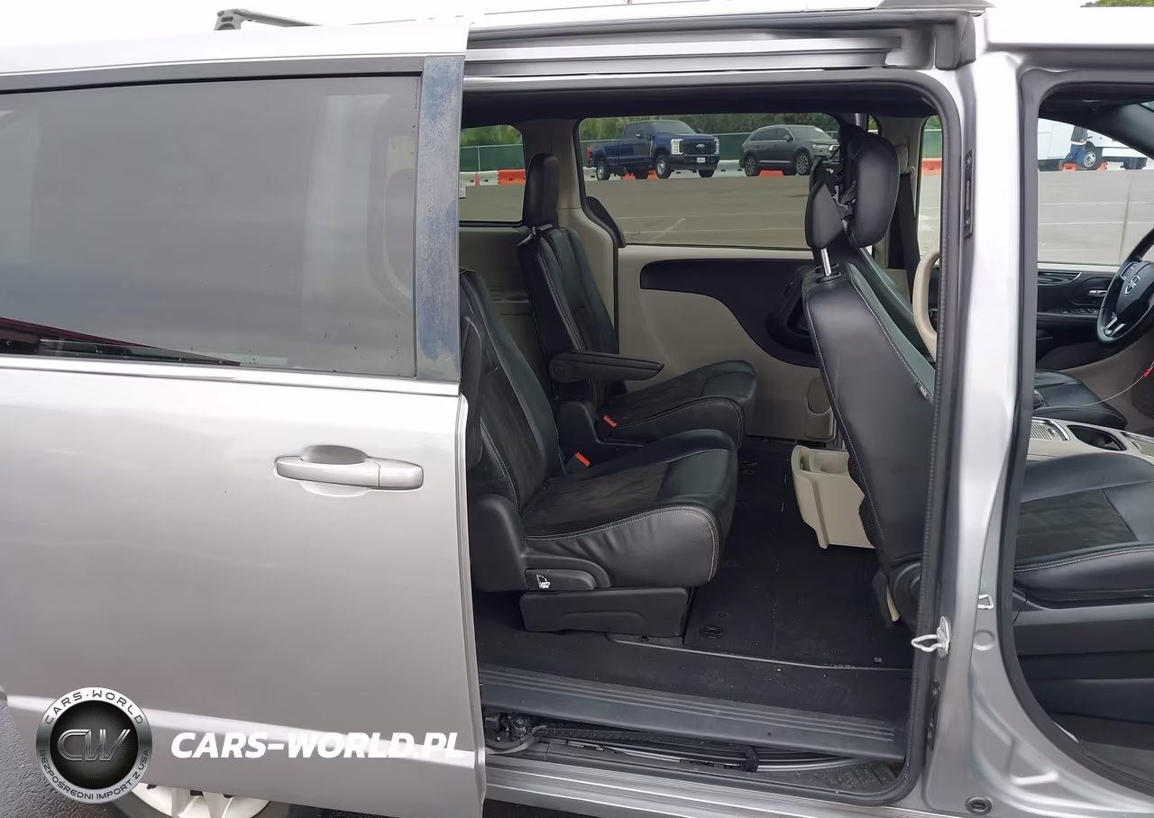 2019 Dodge Grand Caravan Sxt VIN:2C4RDGCG9KR660589 - 8