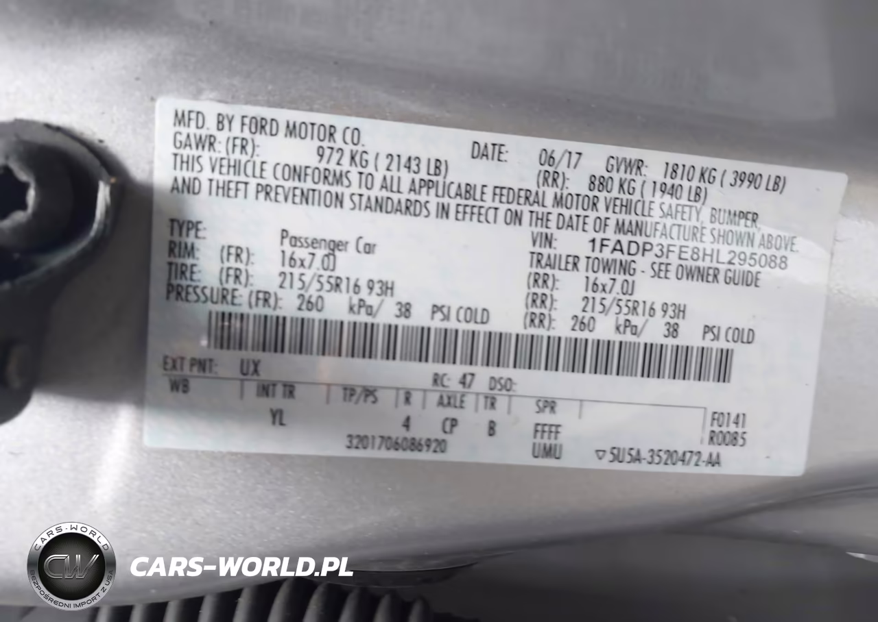2017 Ford Focus Se VIN:1FADP3FE8HL295088 - 9