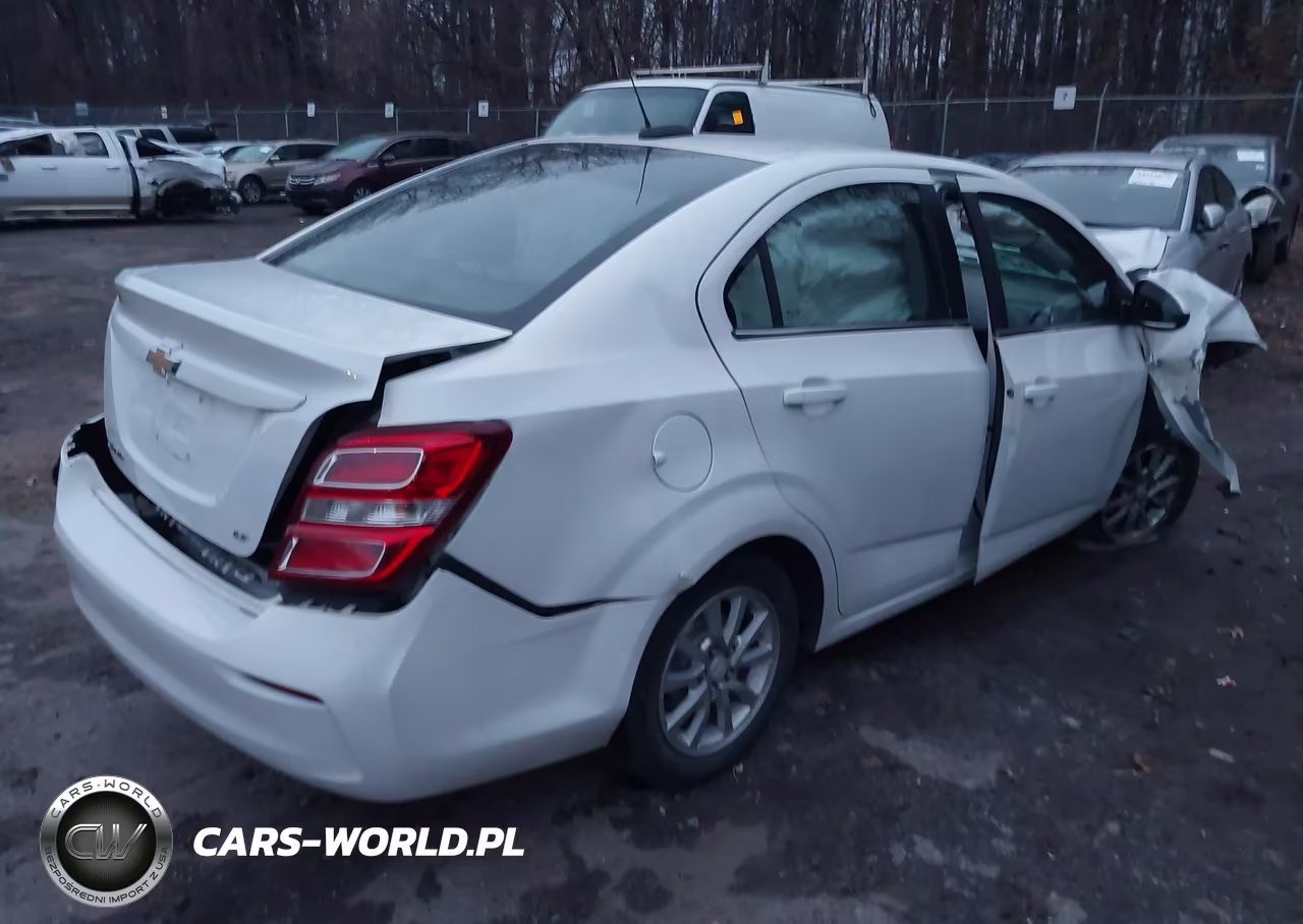 2017 Chevrolet Sonic Lt Auto VIN:1G1JD5SH8H4122871 - 4