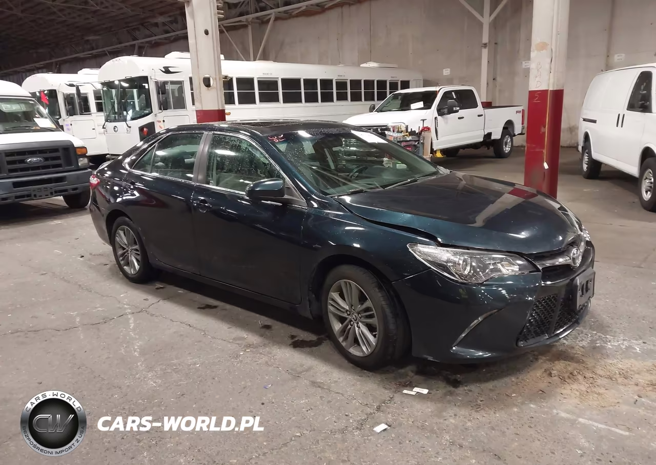 2015 Toyota Camry Se – zdjęcie 1 z 16