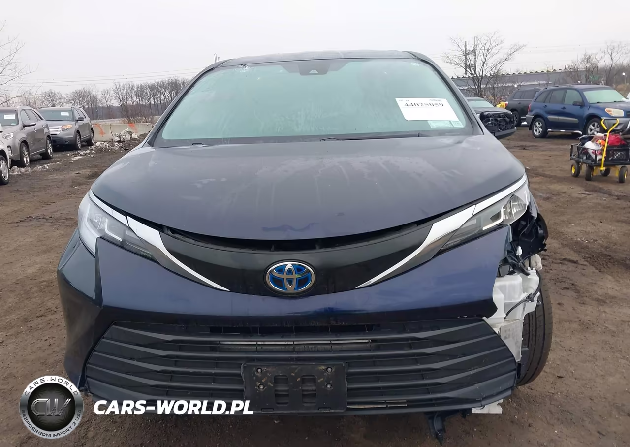 2022 Toyota Sienna Le VIN:5TDKSKFC9NS064154 - 12