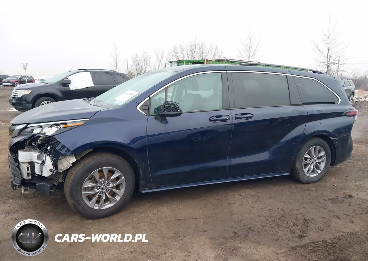 2022 Toyota Sienna Le VIN:5TDKSKFC9NS064154 - 14