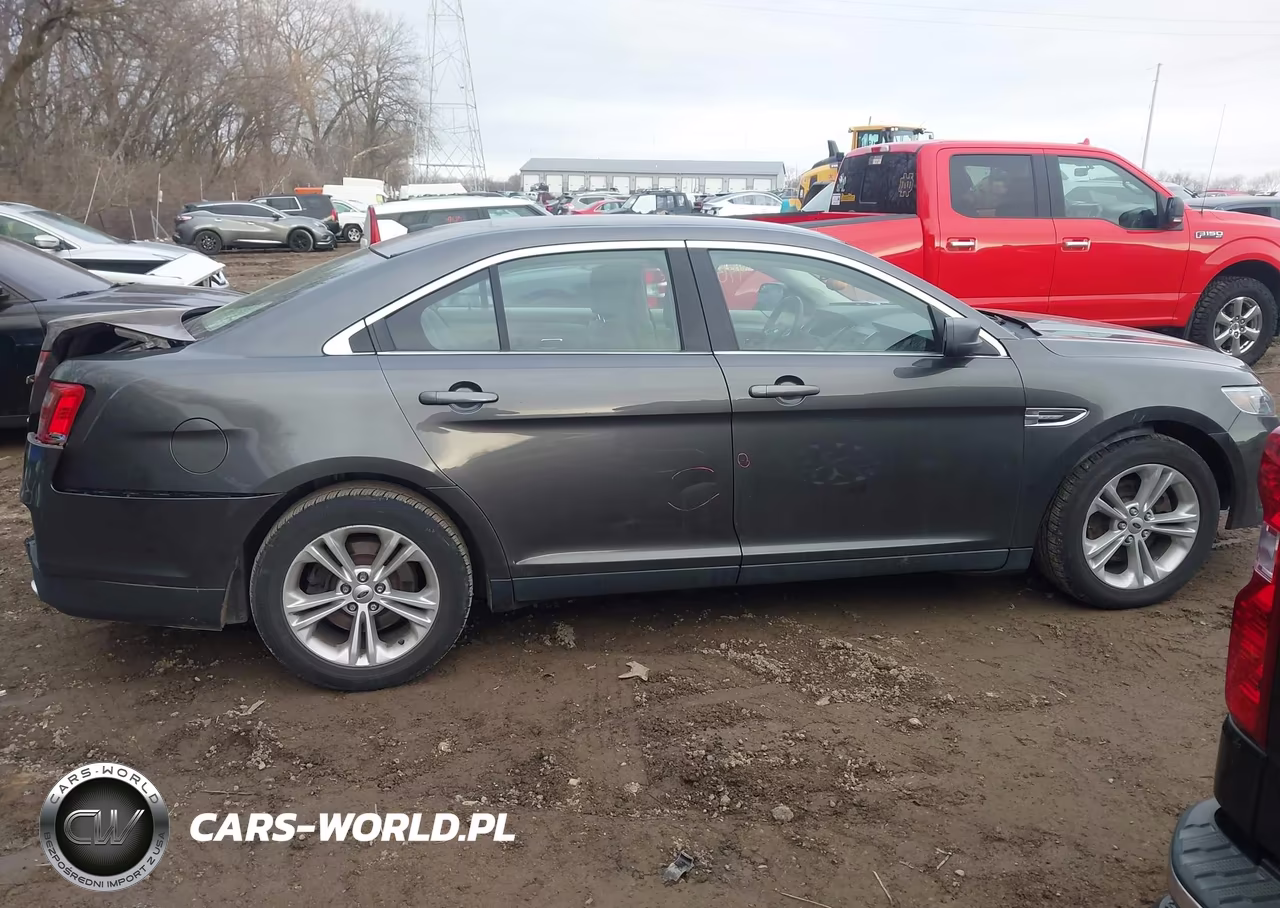 2018 Ford Taurus Se VIN:1FAHP2D85JG116173 - 13