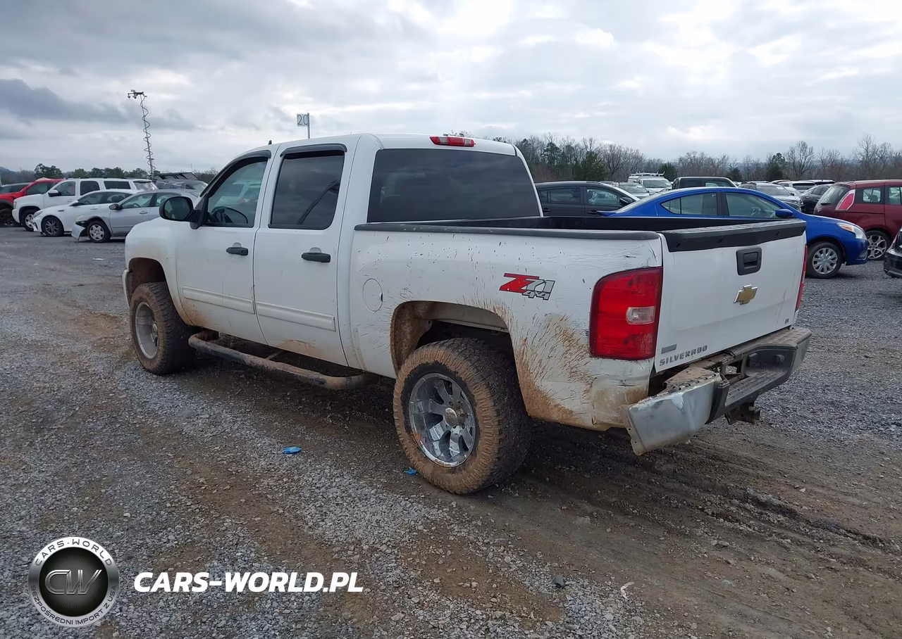 2011 Chevrolet Silverado 1500 Lt VIN:3GCPKSE38BG213347 - 3
