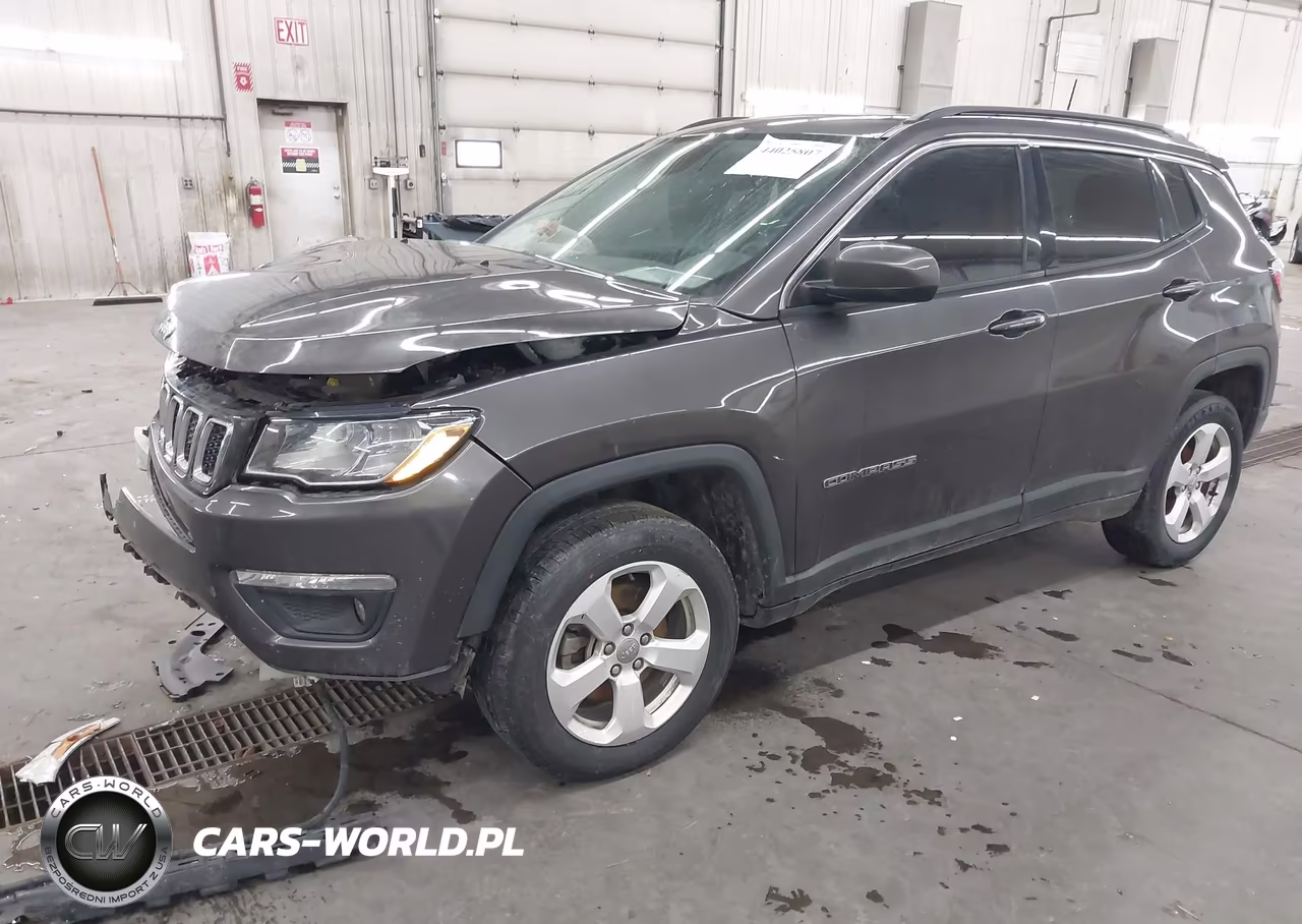2018 Jeep Compass Latitude 4X4 VIN:3C4NJDBB2JT178635 - 2