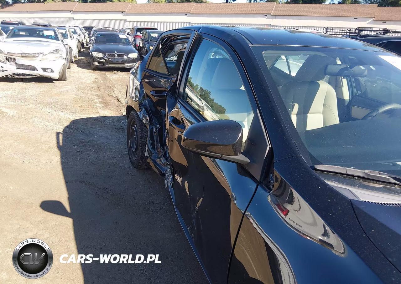 2015 Toyota Corolla Le VIN:2T1BURHE8FC441312 - 6