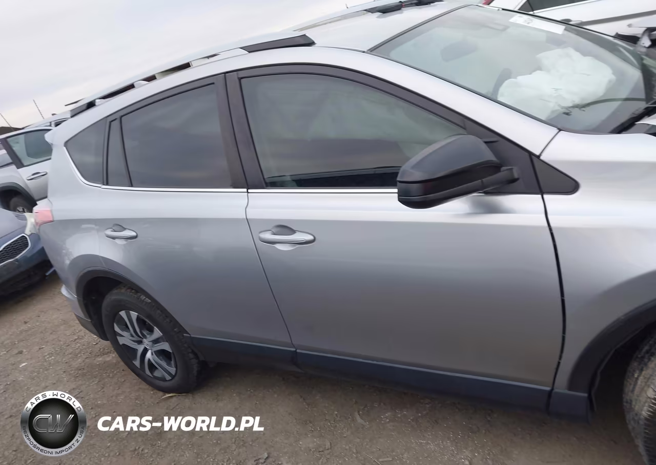2018 Toyota Rav4 Le VIN:JTMZFREVXJJ193008 - 14