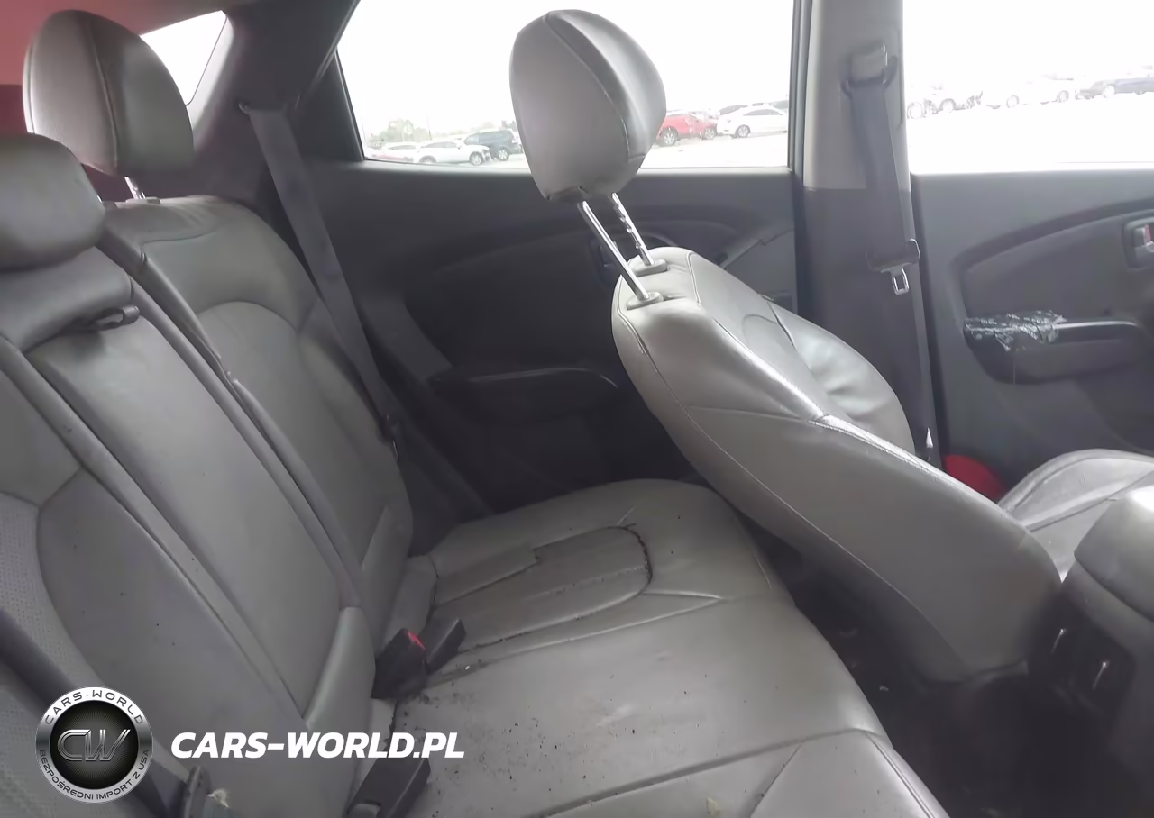 2015 Hyundai Tucson Limited VIN:KM8JU3AG9FU108667 - 8