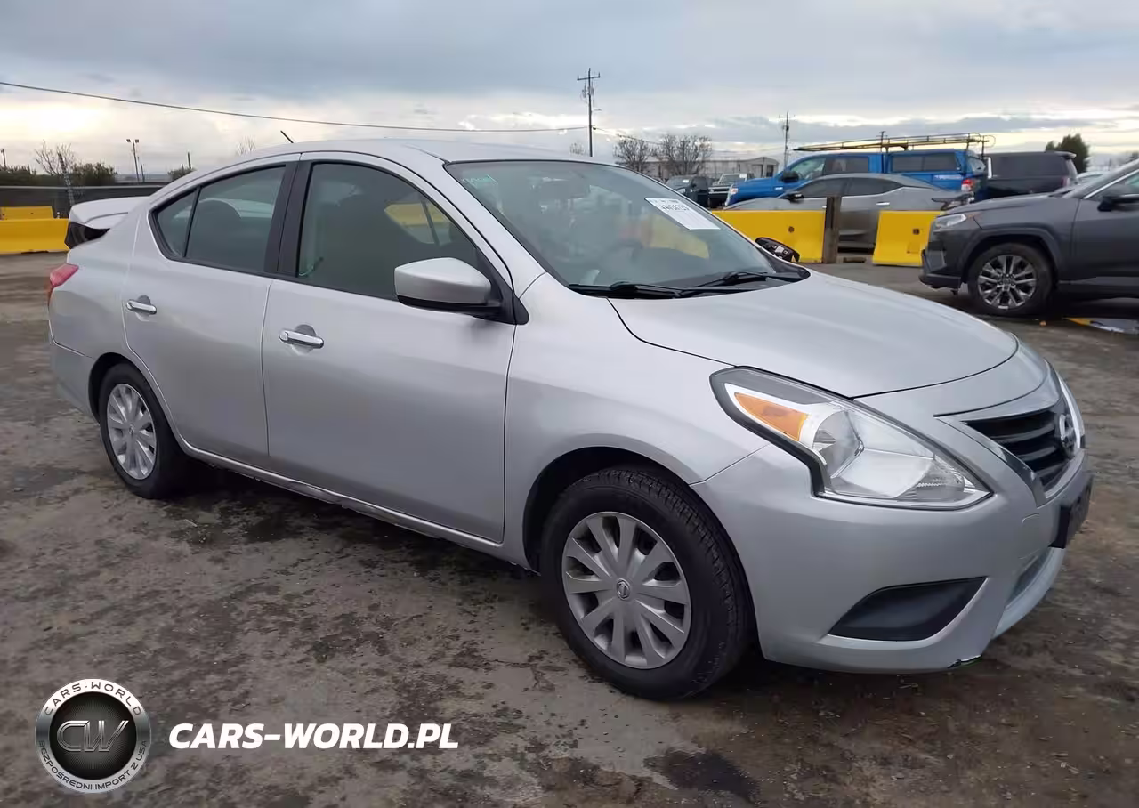 2018 Nissan Versa 1.6 Sv