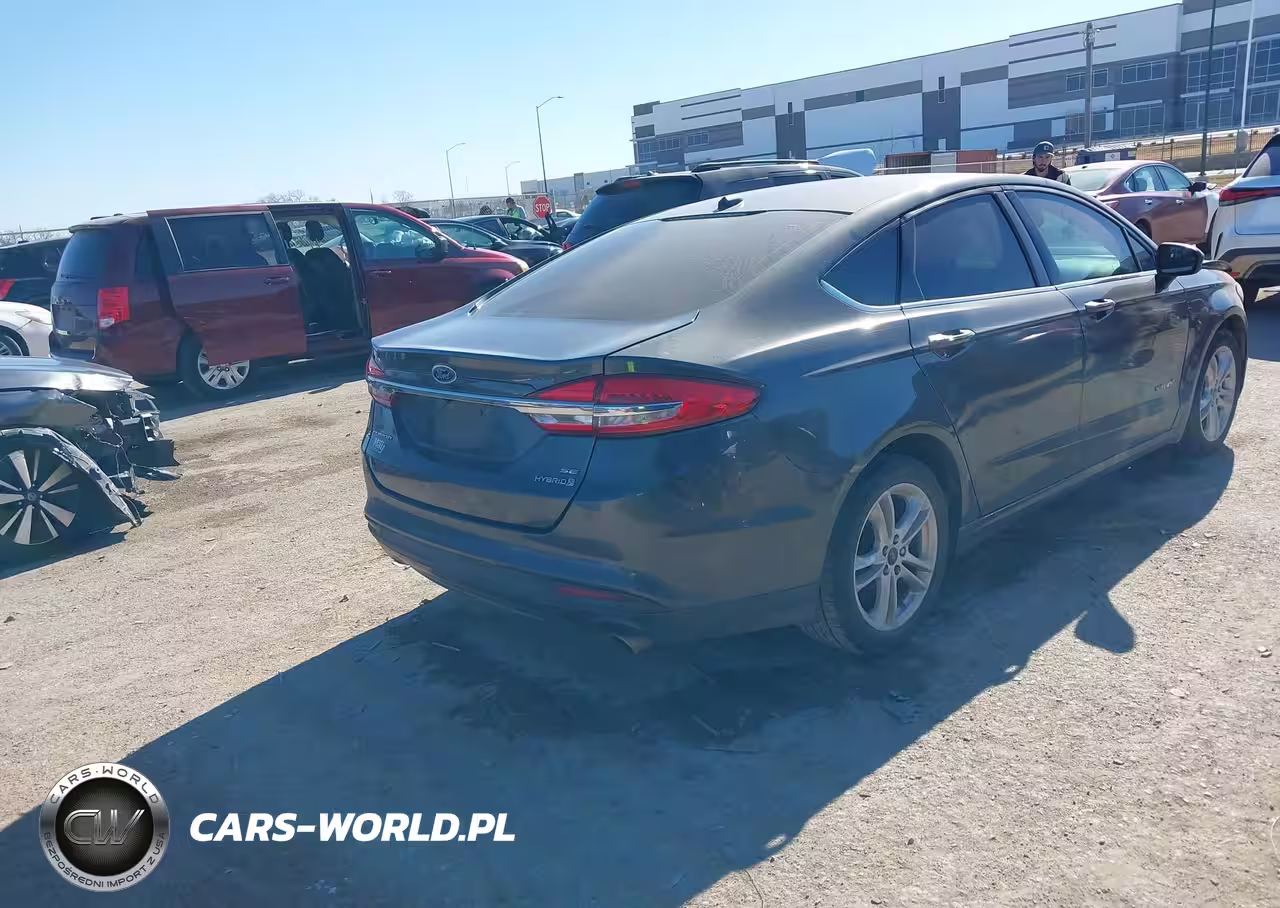2018 Ford Fusion Hybrid Se VIN:3FA6P0LU0JR247983 - 4