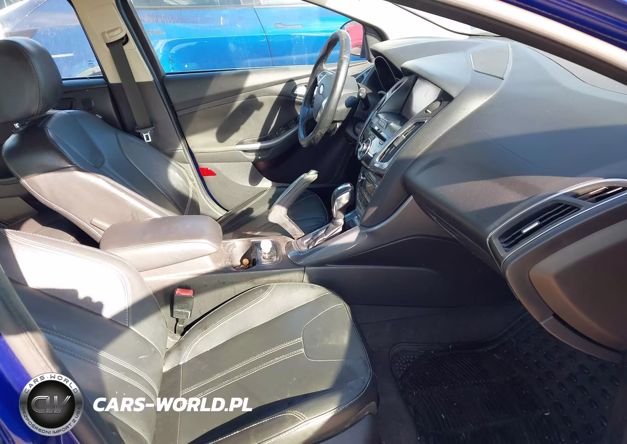 2013 Ford Focus Titanium VIN:1FADP3N26DL265041 - 5