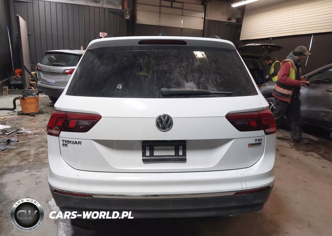 2018 Volkswagen Tiguan 2.0T Se-2.0T Sel VIN:3VV2B7AX7JM073941 - 16