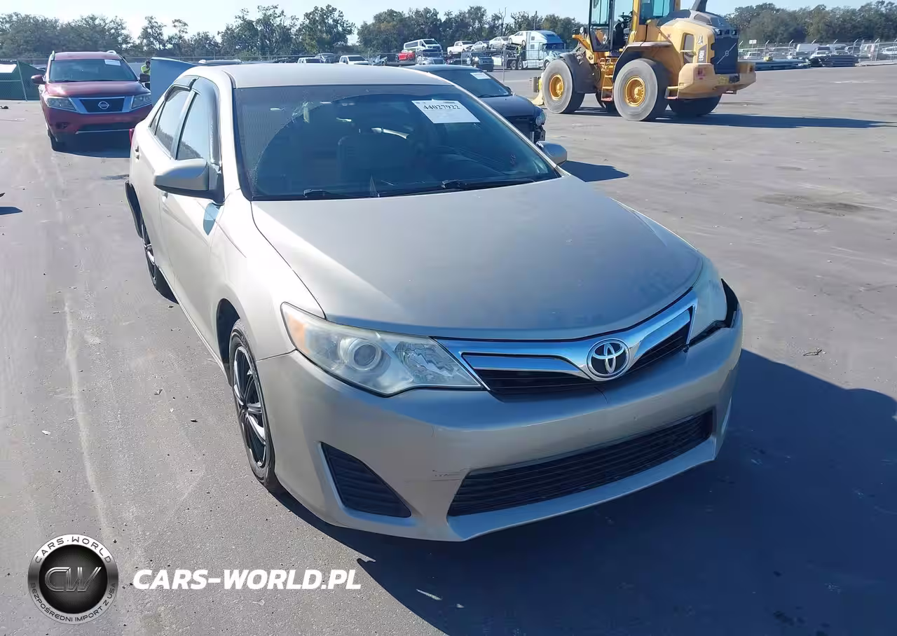 2014 Toyota Camry Le