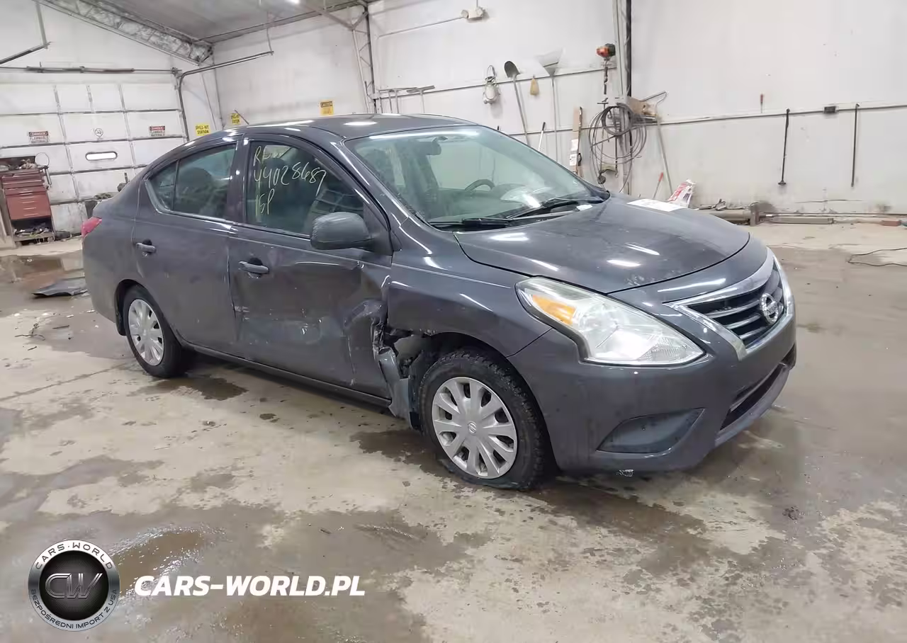 2015 Nissan Versa 1.6 S