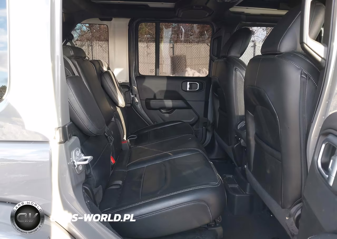 2021 Jeep Wrangler 4Xe Unlimited Sahara 4X4 VIN:1C4JJXP64MW698538 - 8