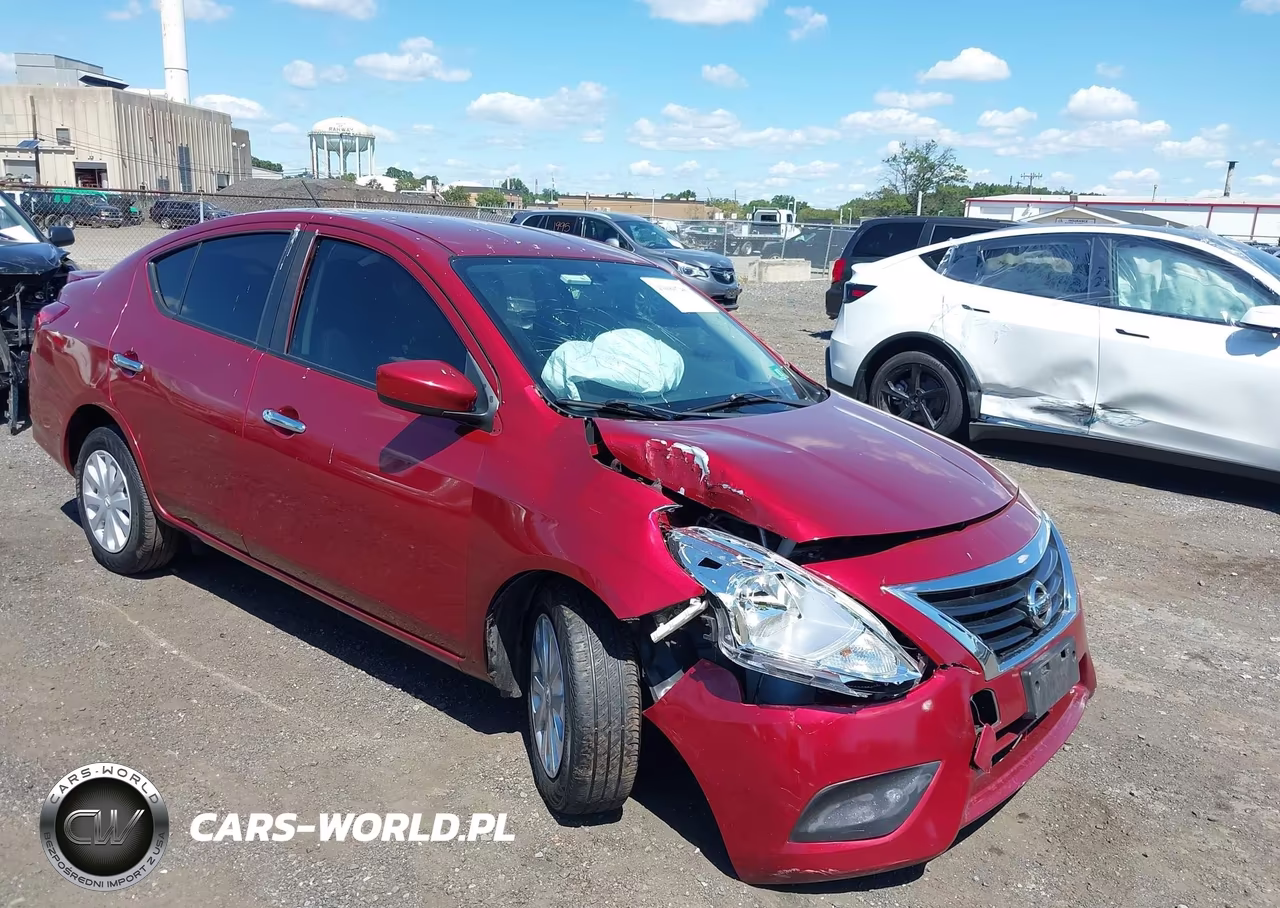 2018 Nissan Versa 1.6 Sv – zdjęcie 1 z 10