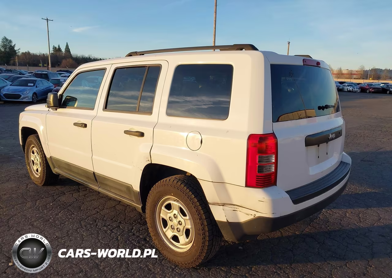 2011 Jeep Patriot Sport VIN:1J4NT1GA5BD287035 - 3