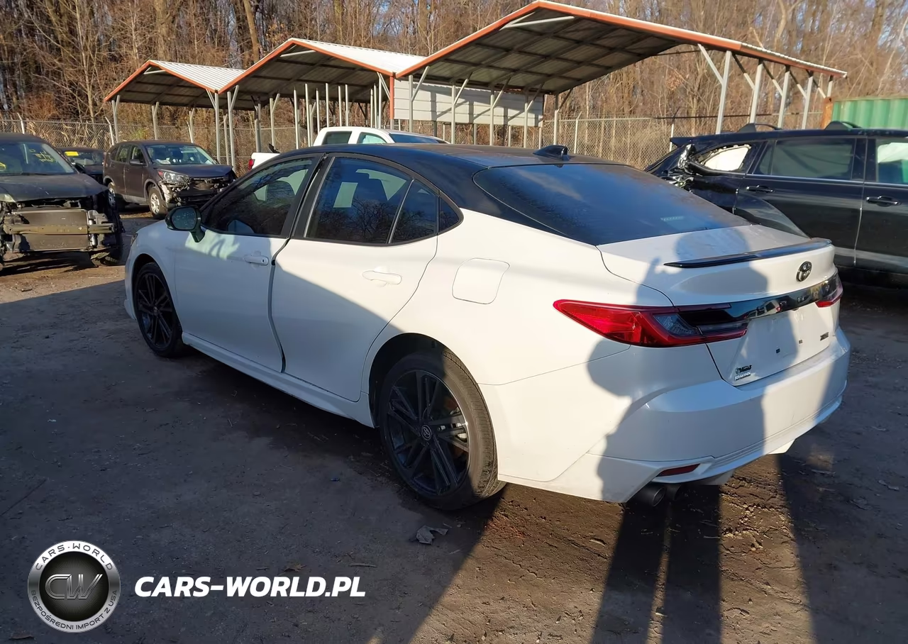 2025 Toyota Camry Xse VIN:4T1DAACK6SU026207 - 3