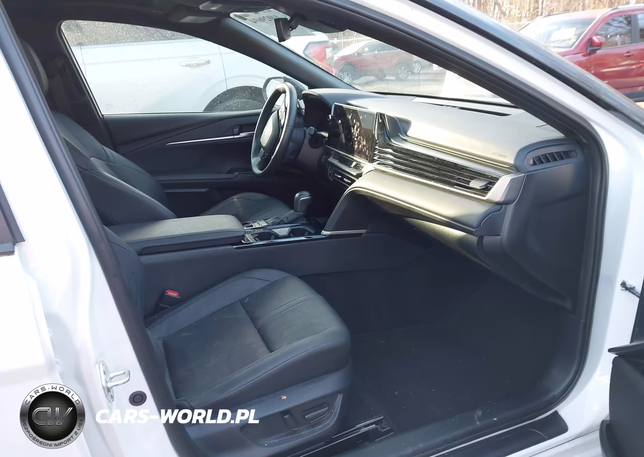 2025 Toyota Camry Xse VIN:4T1DAACK6SU026207 - 5