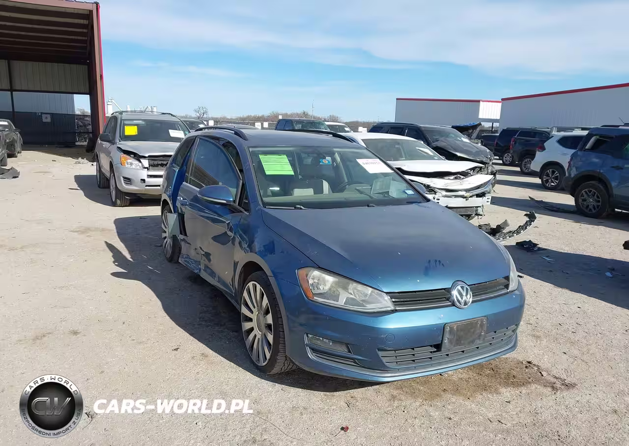 2015 Volkswagen Golf Sportwagen Tdi Se 4-Door