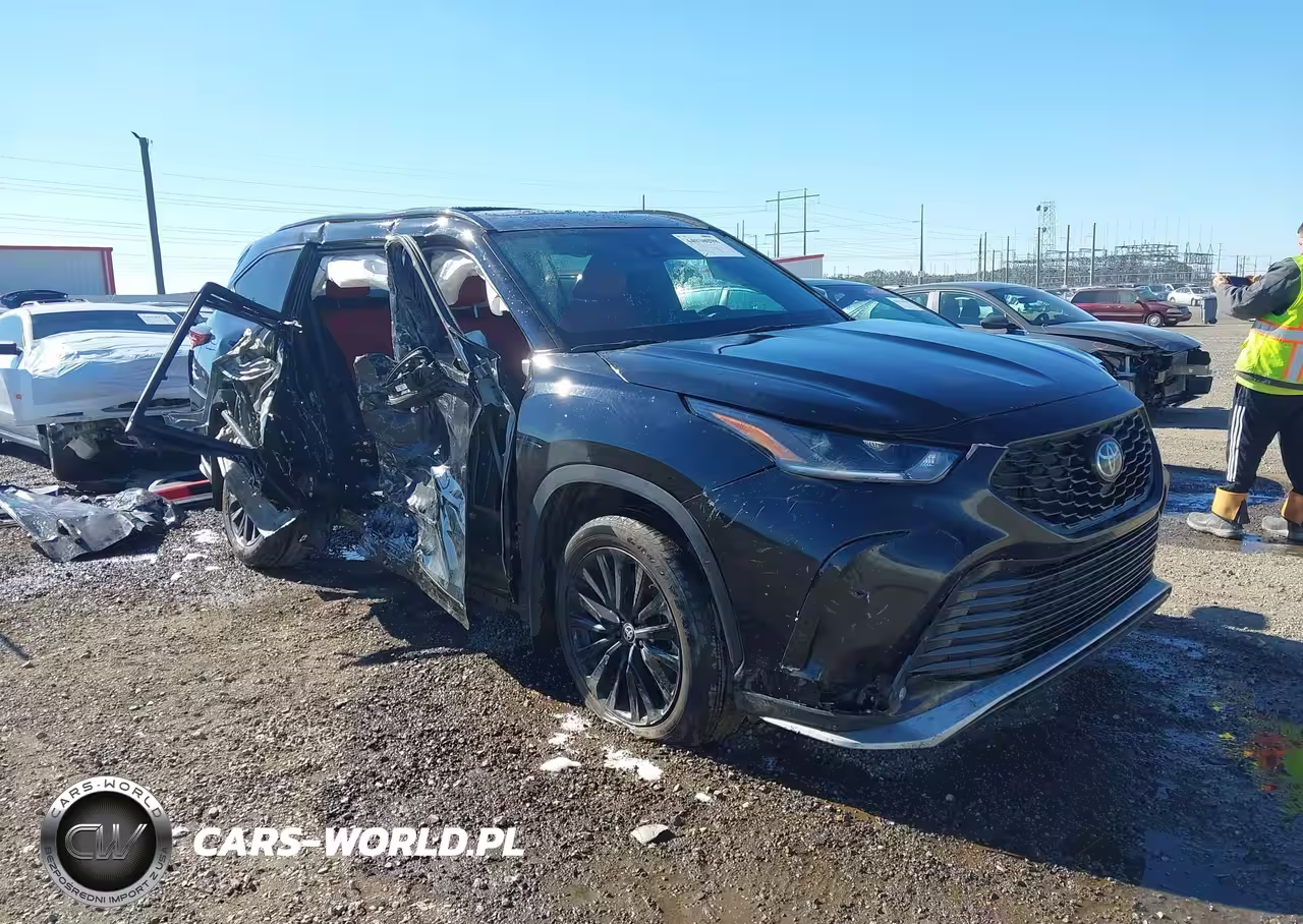 2025 Toyota Highlander Xse