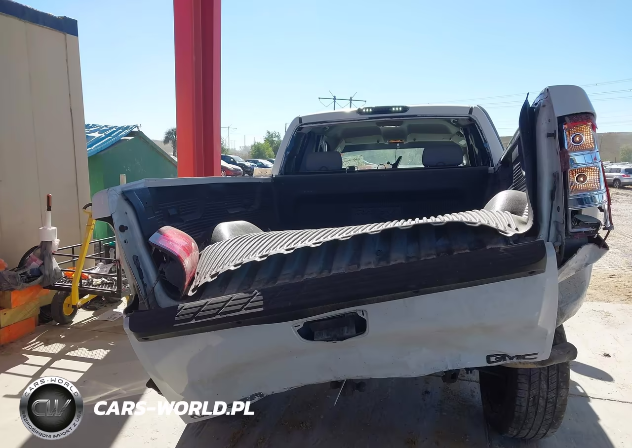 2008 GMC Sierra 1500 Work Truck VIN:1GTEC19CX8Z280548 - 13