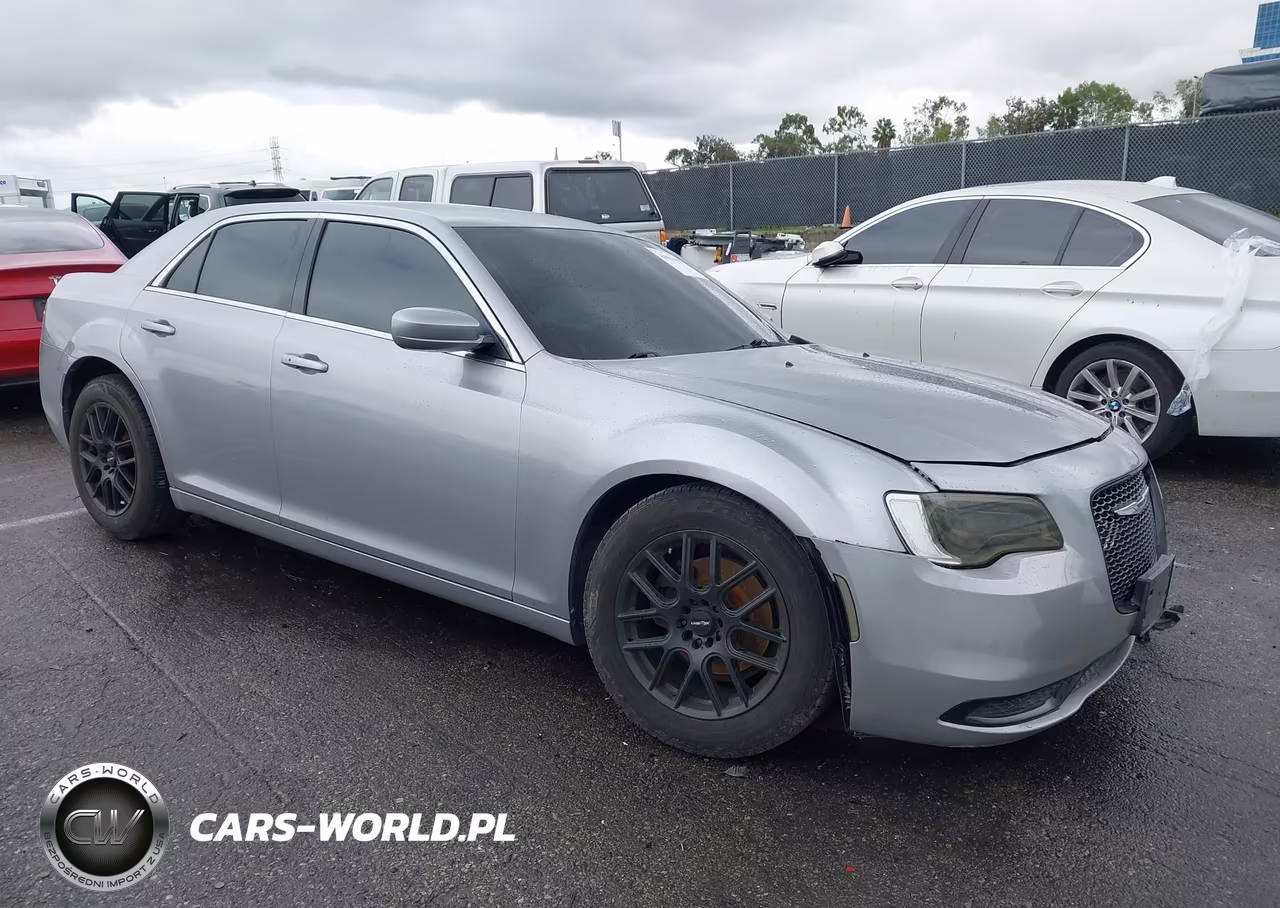 2017 Chrysler 300 Limited