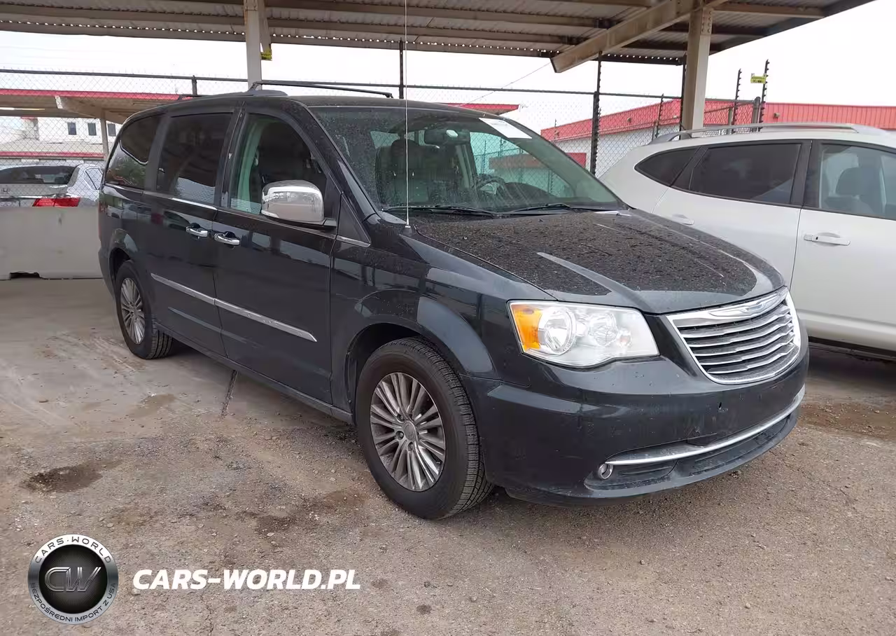 2015 Chrysler Town & Country Touring-L