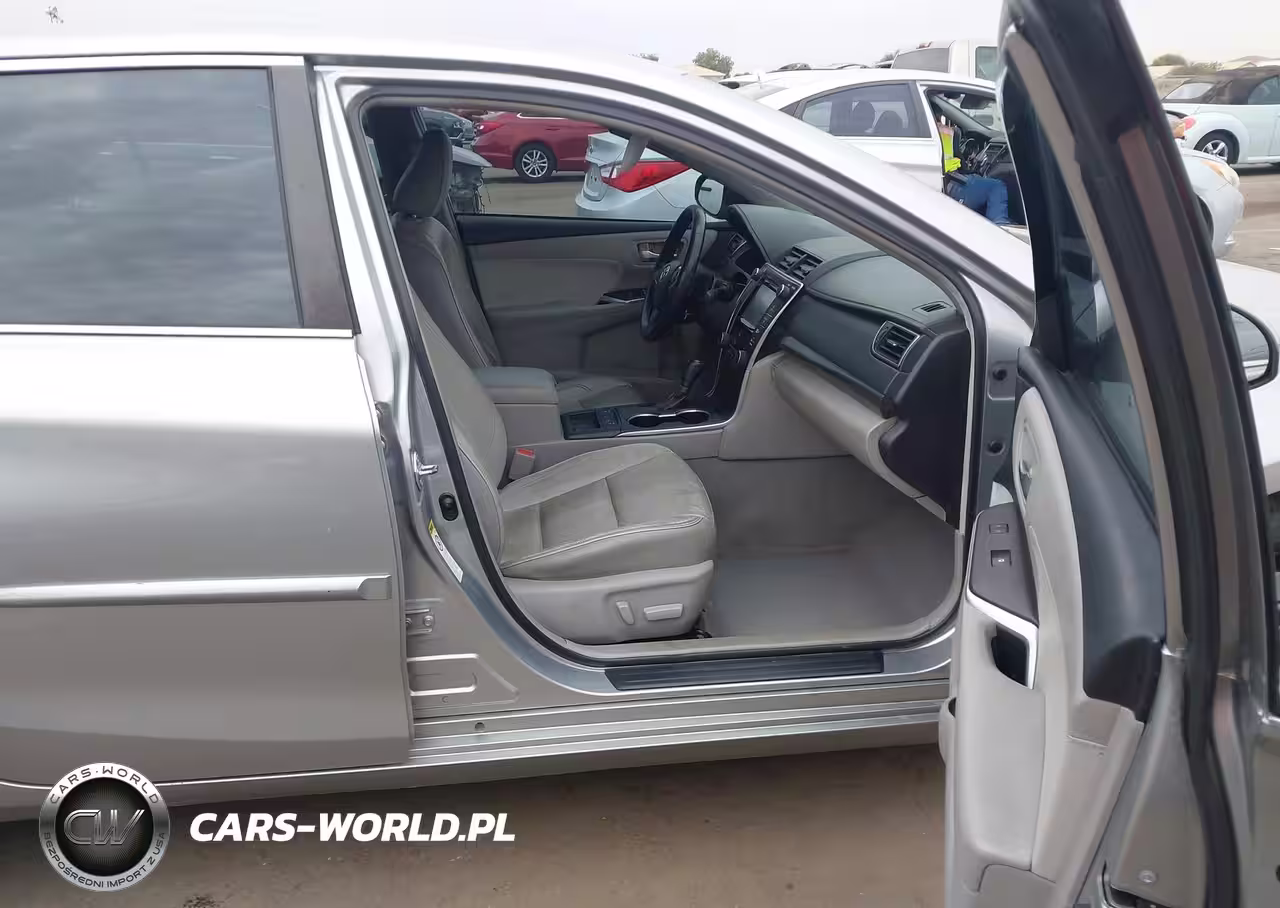 2015 Toyota Camry Hybrid Xle VIN:4T1BD1FK0FU160923 - 5