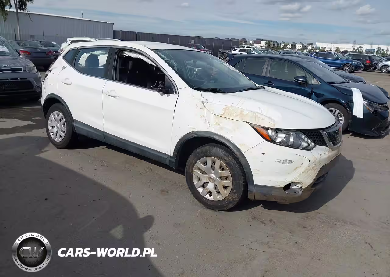 2018 Nissan Rogue Sport S