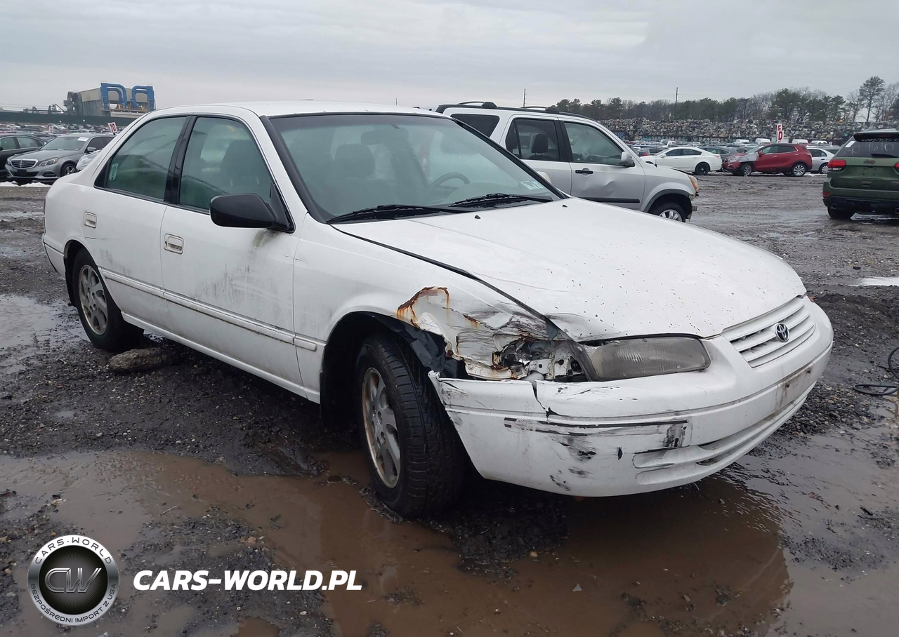 1999 Toyota Camry Le V6