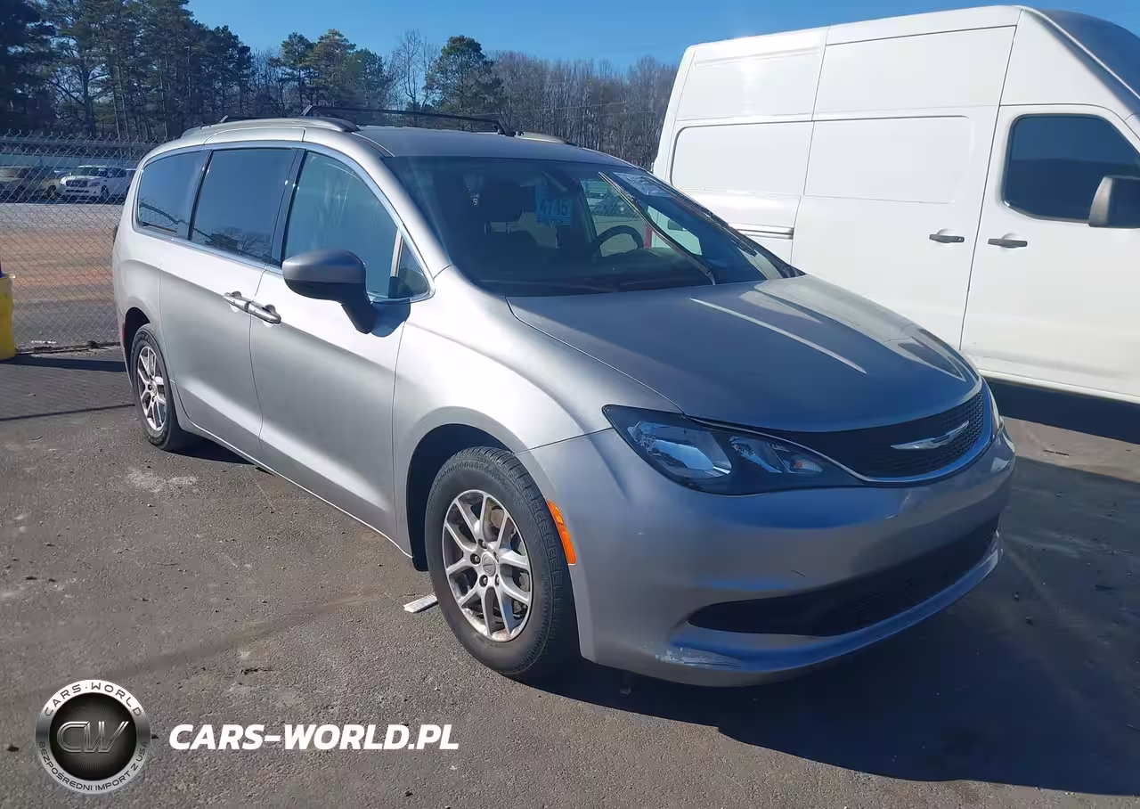 2021 Chrysler Voyager Lxi