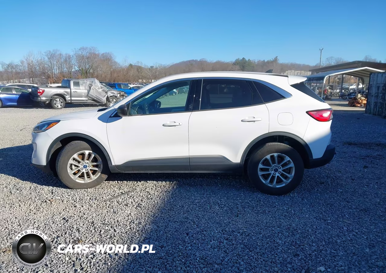 2022 Ford Escape Se VIN:1FMCU9G6XNUB16592 - 15